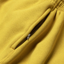 Load image into Gallery viewer, C-Seam Sweatpant (Piccalili)