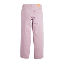 Load image into Gallery viewer, Levi's® x 194 578™ Baggy Jeans (Pink Plaid)
