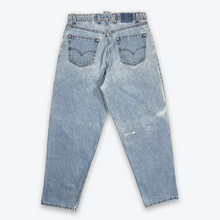 Load image into Gallery viewer, Levi&#39;s SilverTab Baggy (Light Wash)